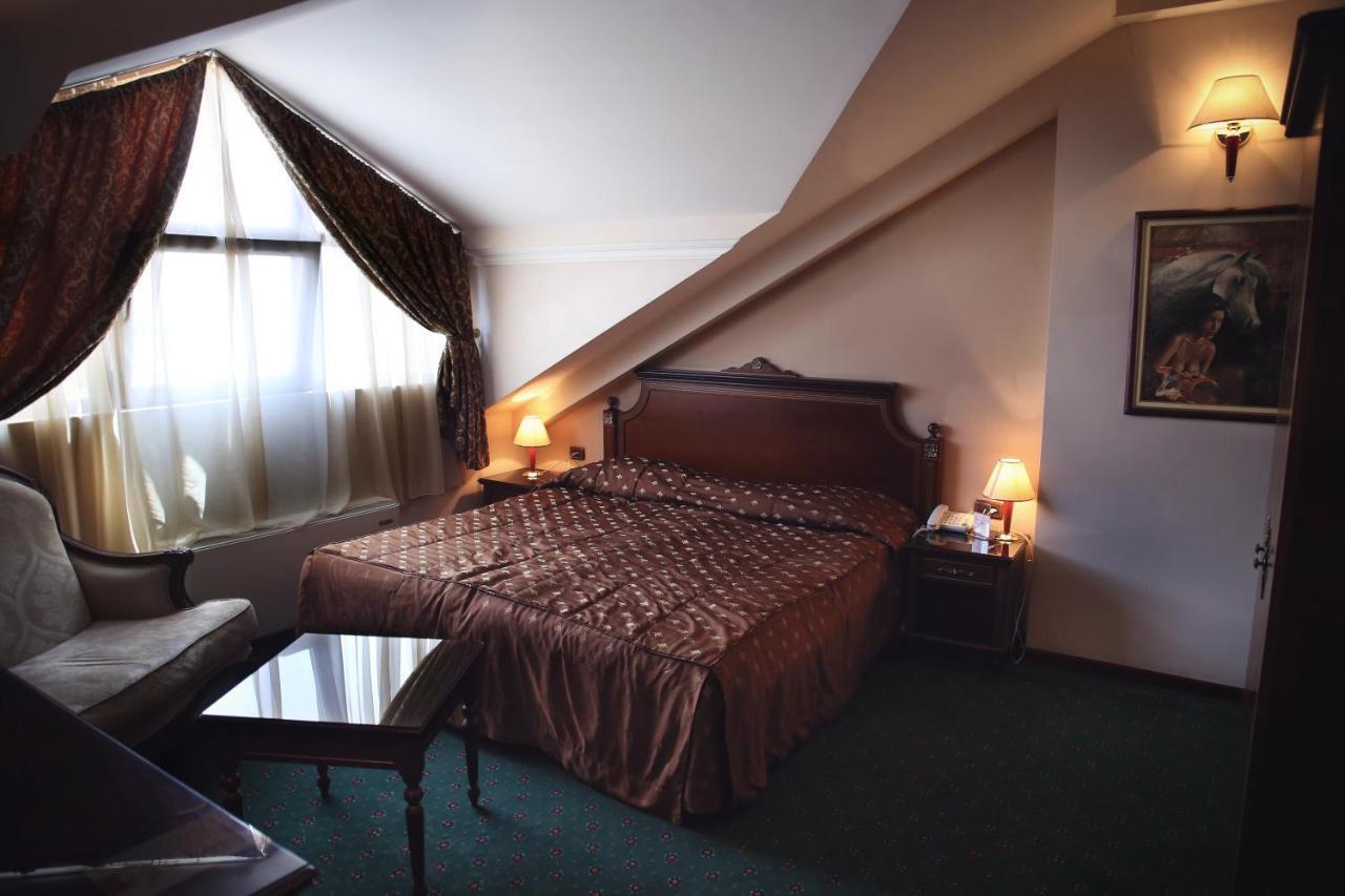 Hotel Millenium 비톨라 외부 사진