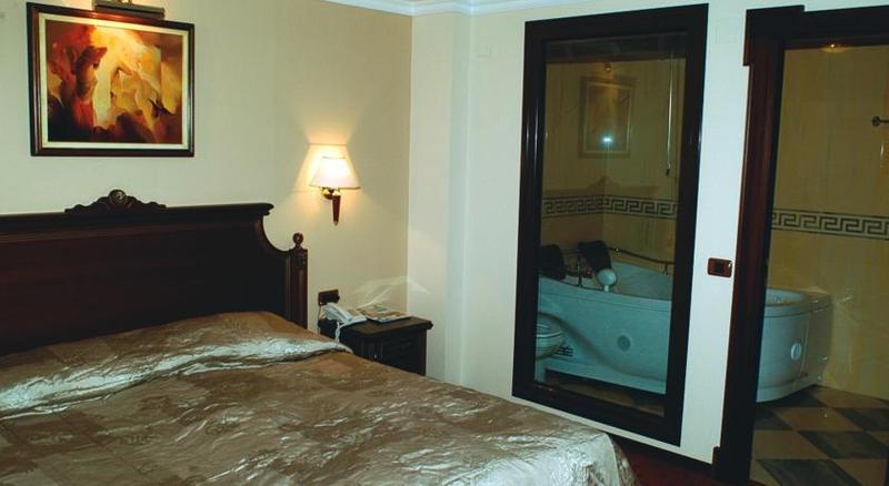 Hotel Millenium 비톨라 외부 사진