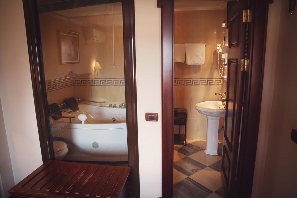 Hotel Millenium 비톨라 외부 사진